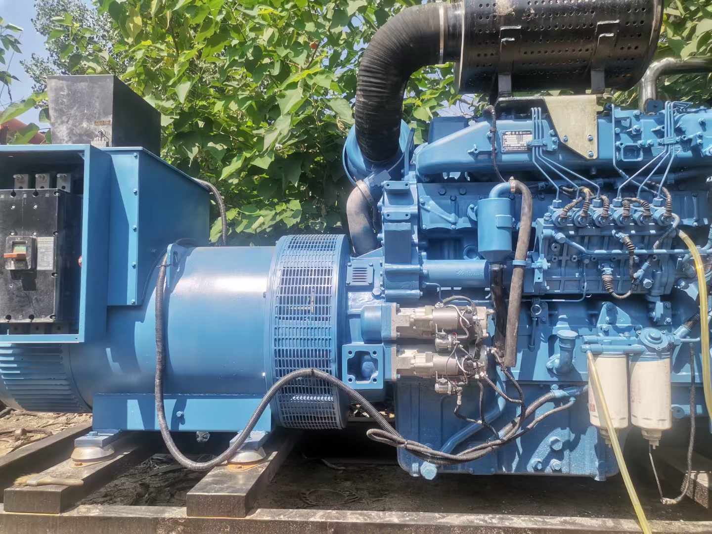 椒江详细说明降低 800kW 柴油发电机输出电流波动的方法